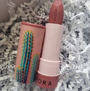 Sephora Matte lipstick - Pricked